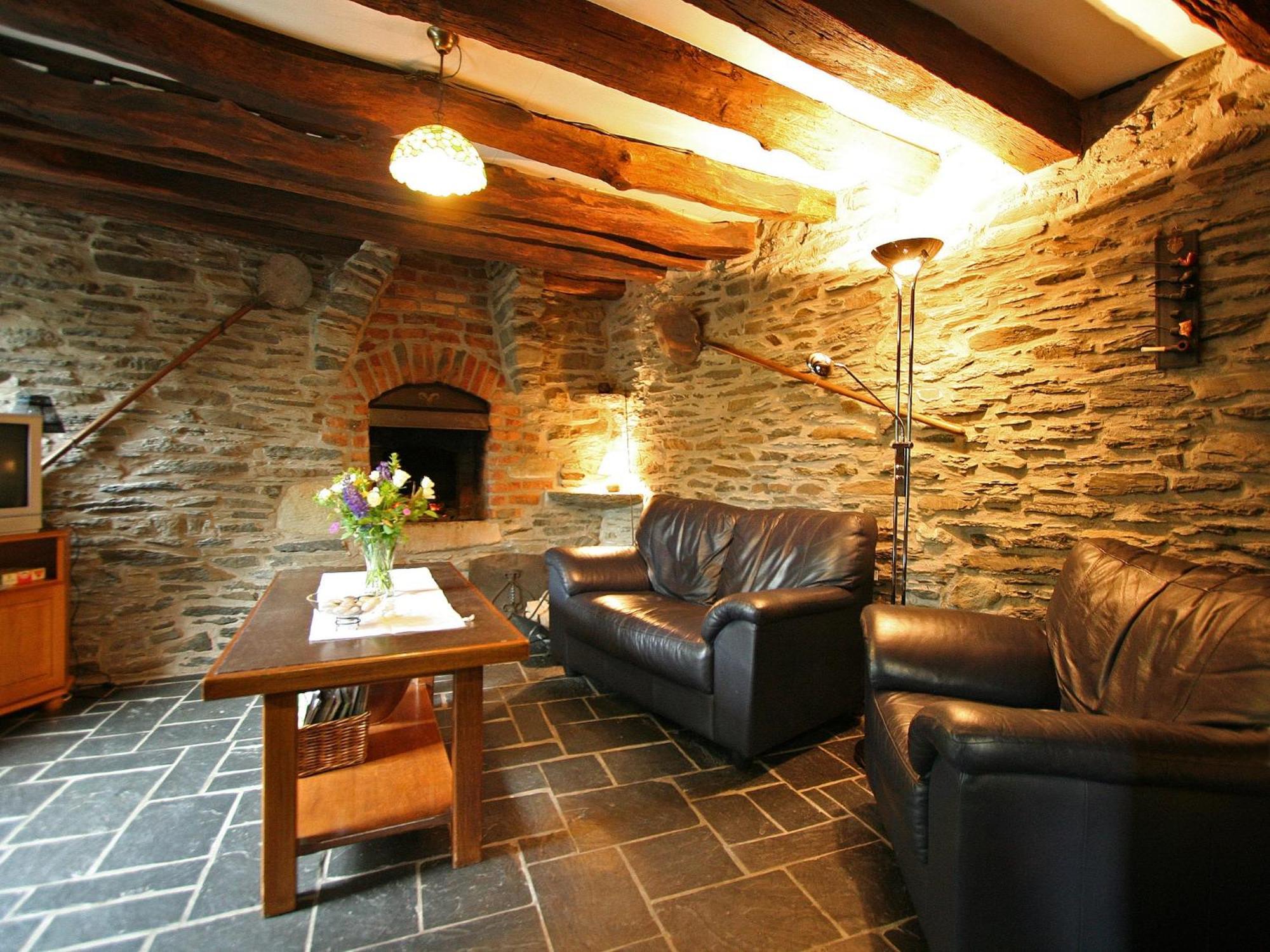 Independant Gite At The Calm Way In The Center Houffalize Exterior foto