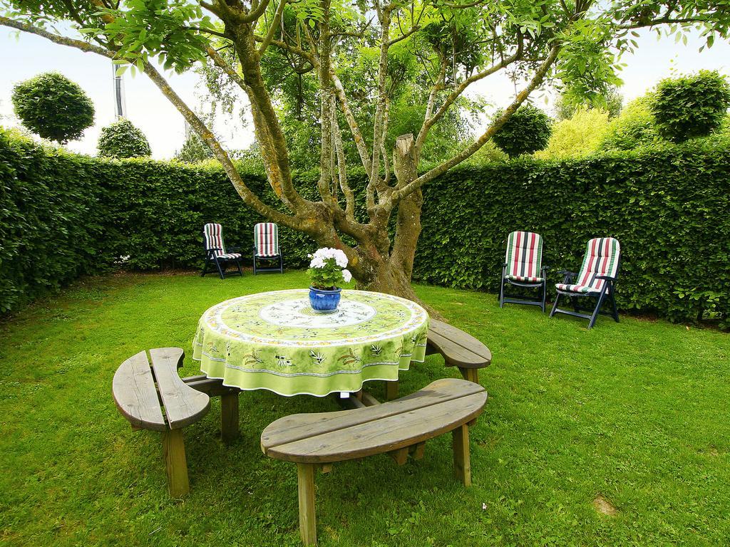 Independant Gite At The Calm Way In The Center Houffalize Exterior foto