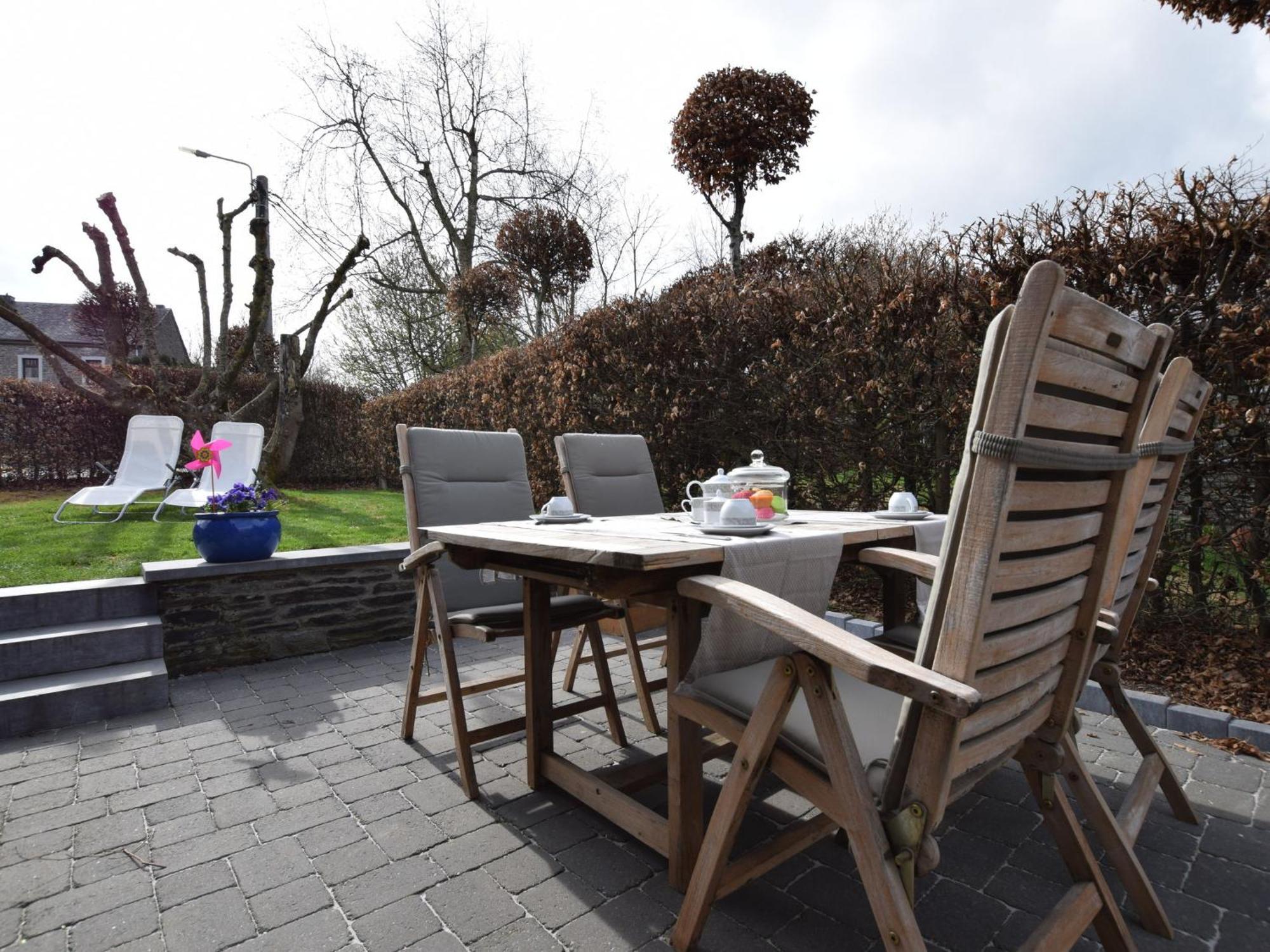 Independant Gite At The Calm Way In The Center Houffalize Exterior foto