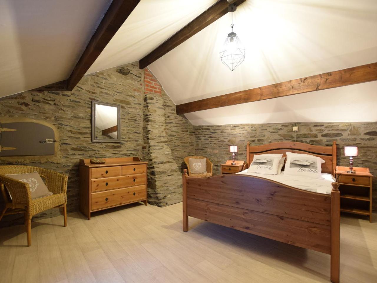 Independant Gite At The Calm Way In The Center Houffalize Exterior foto